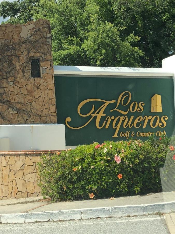 Penthouse Los Arqueros Golf Benahavis Bagian luar foto