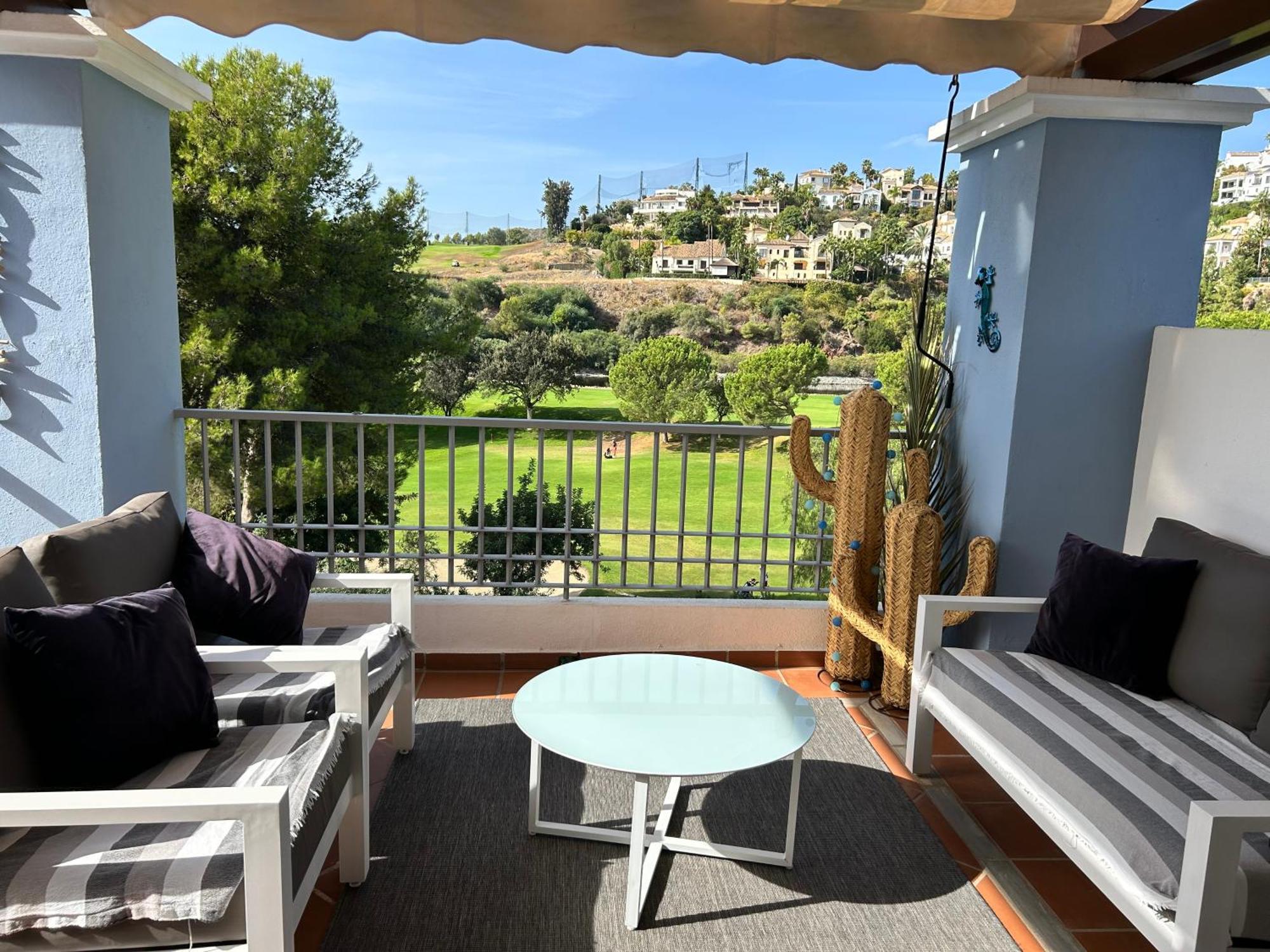 Penthouse Los Arqueros Golf Benahavis Bagian luar foto